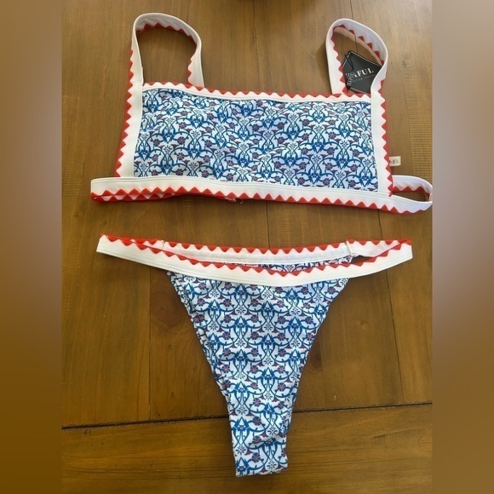 NWT Blue and White Patterned Bikini Set